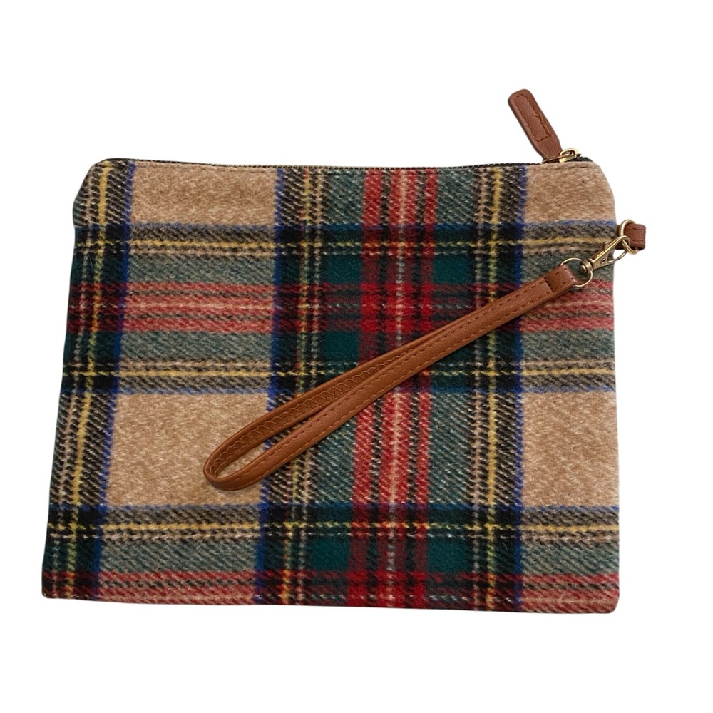 Women’s L.I.B.New York Plaid Wristlet